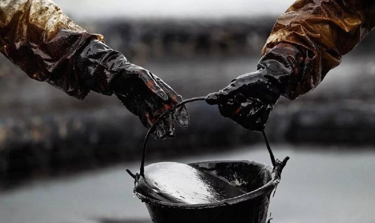 В Югре мужчину осудили за кражу нефти на 890 тысяч рублей Житель Сургута похитил сырую нефть из нефтепровода в Сургутском районе