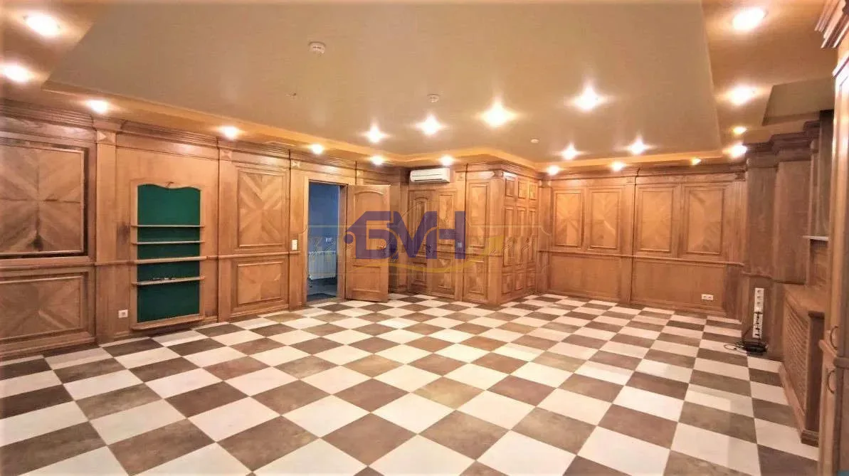 Продам помещение свободного назначения 583 м.кв.