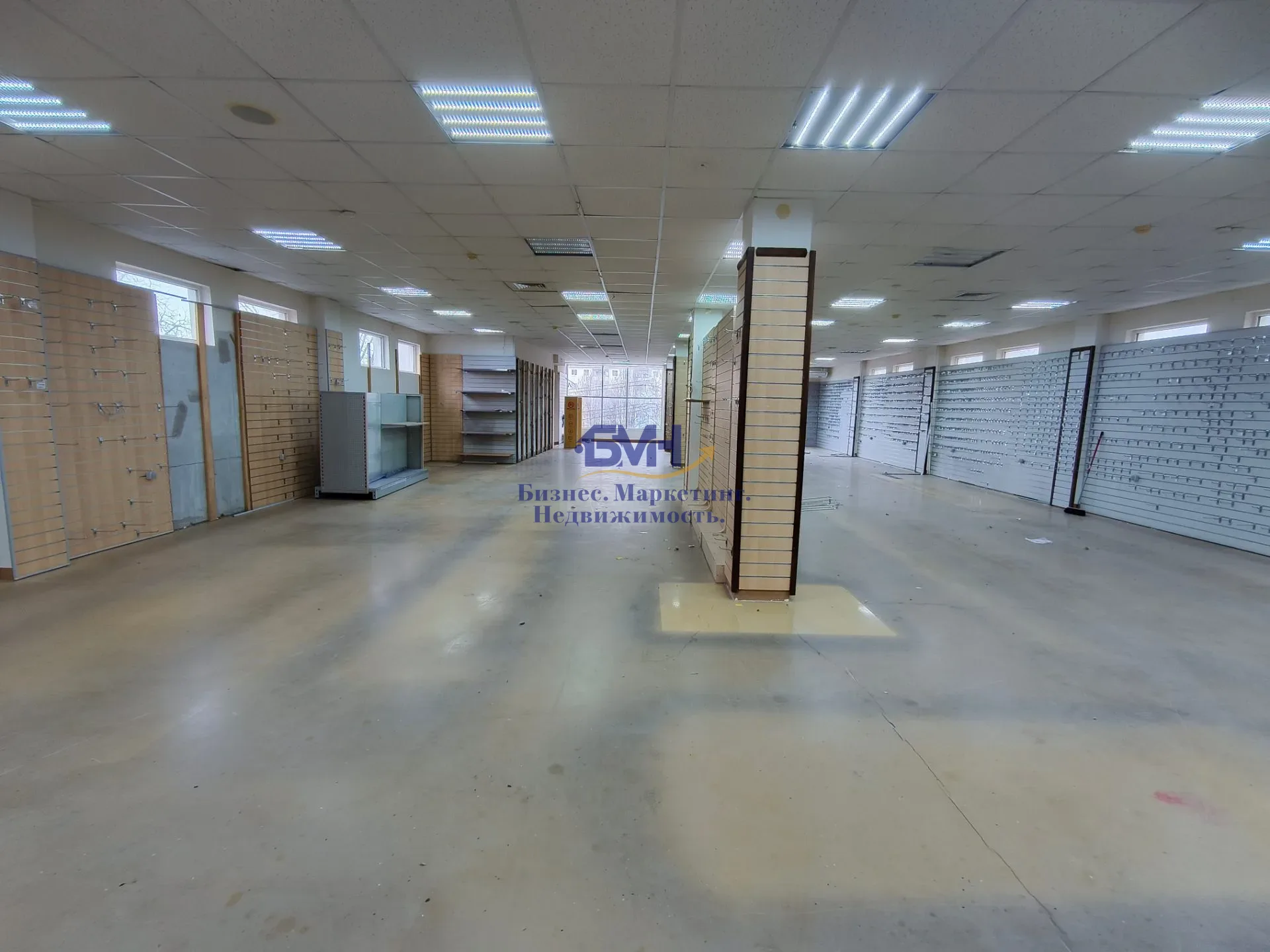 Продам помещение свободного назначения 1200 м.кв.