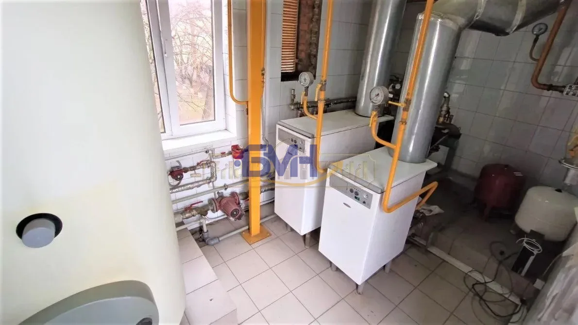 Продам помещение свободного назначения 583 м.кв.