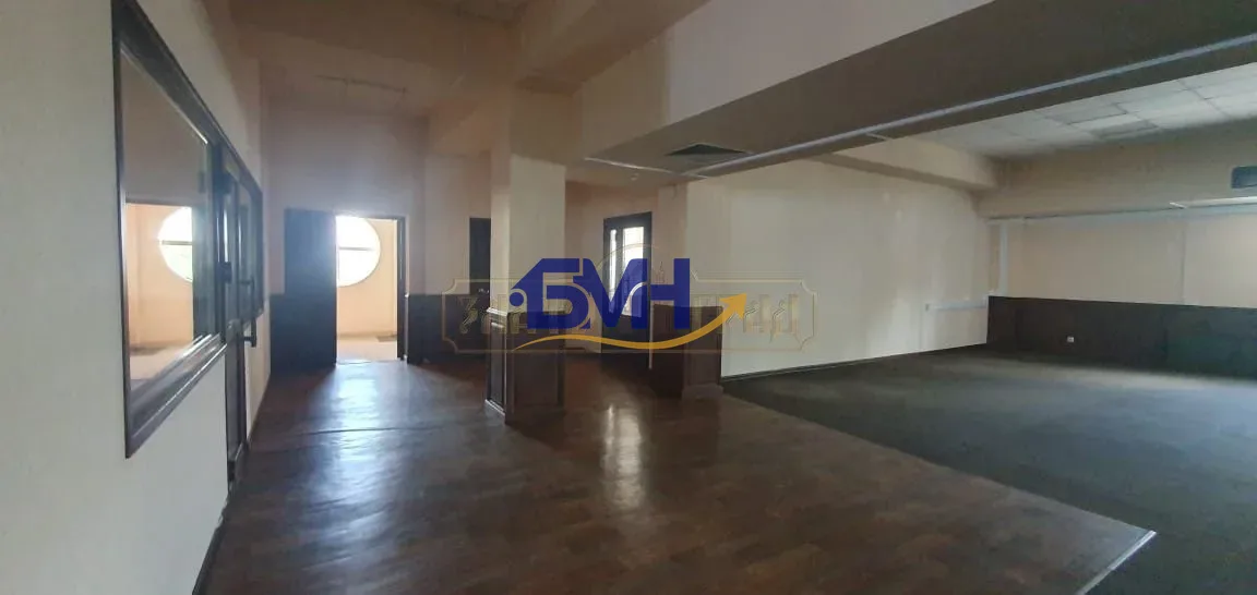 Продам помещение свободного назначения 1293 м.кв.