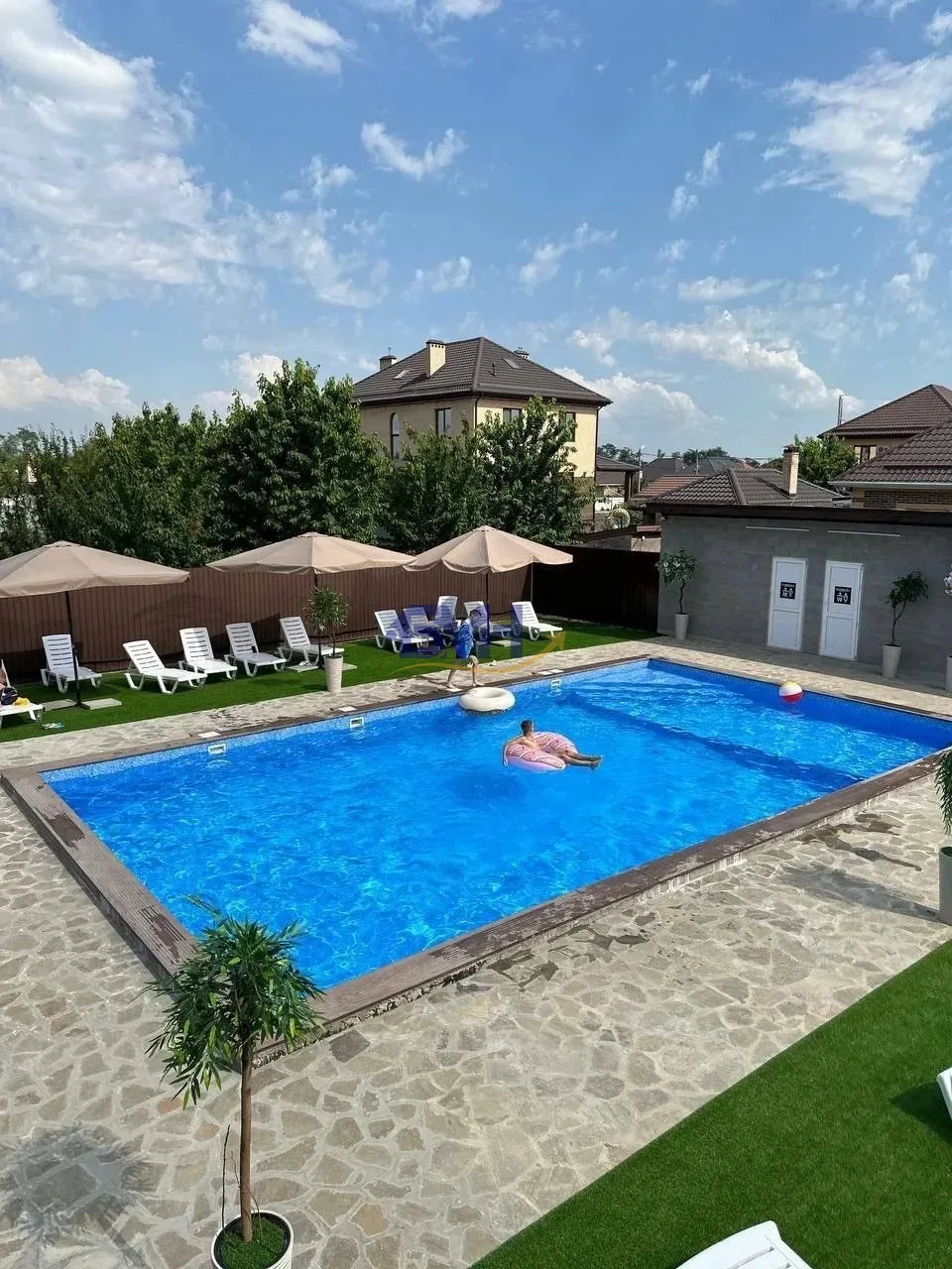 Продам помещение свободного назначения 1100 м.кв.