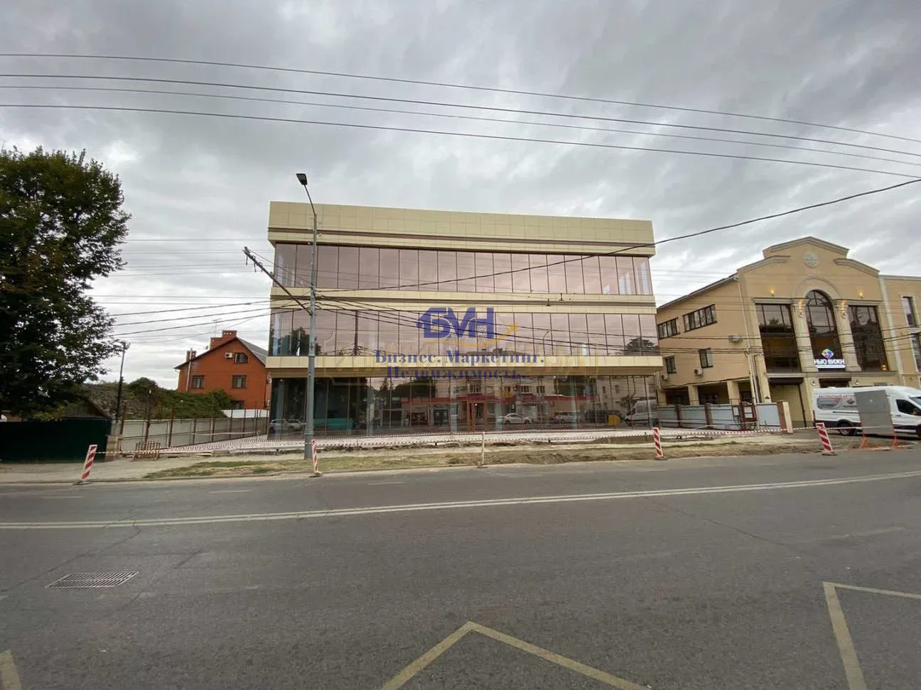 Сдам в аренду помещение свободного назначения 1660 м.кв.