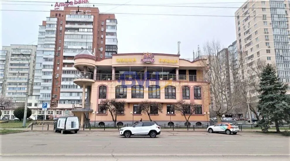 Продам помещение свободного назначения 879 м.кв.