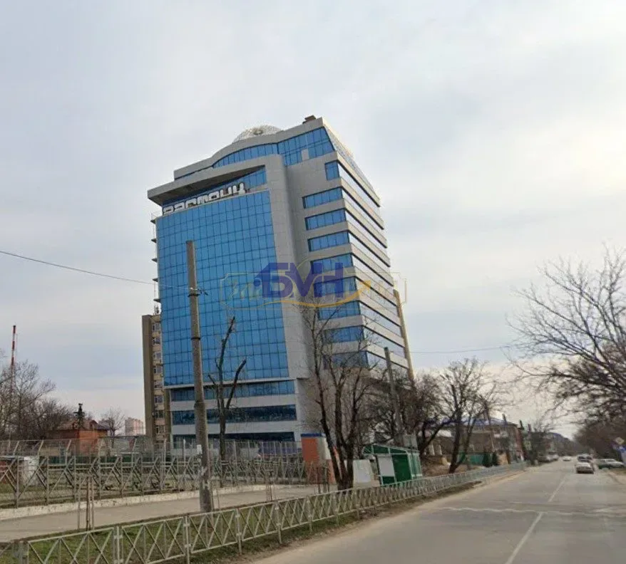 Продам помещение свободного назначения 13000 м.кв.