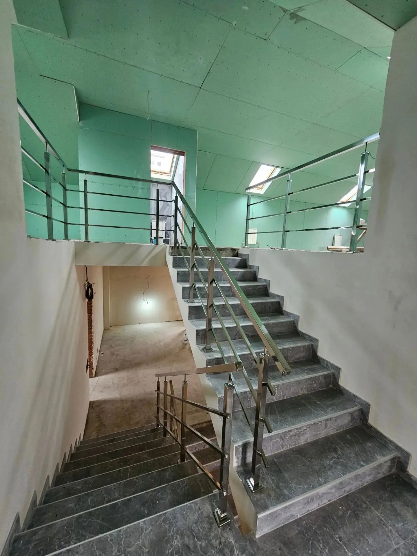 Сдам в аренду помещение свободного назначения 700 м.кв.