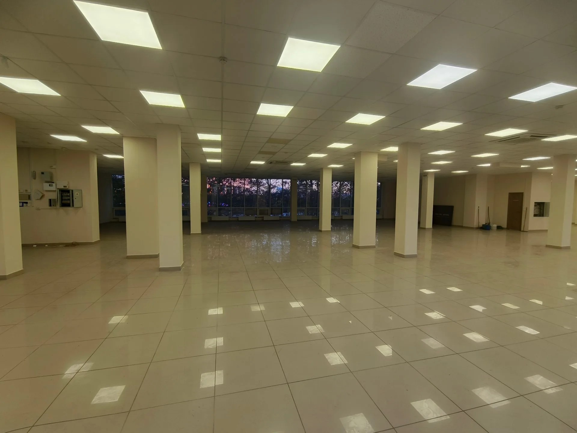 Сдам в аренду помещение свободного назначения 621 м.кв.