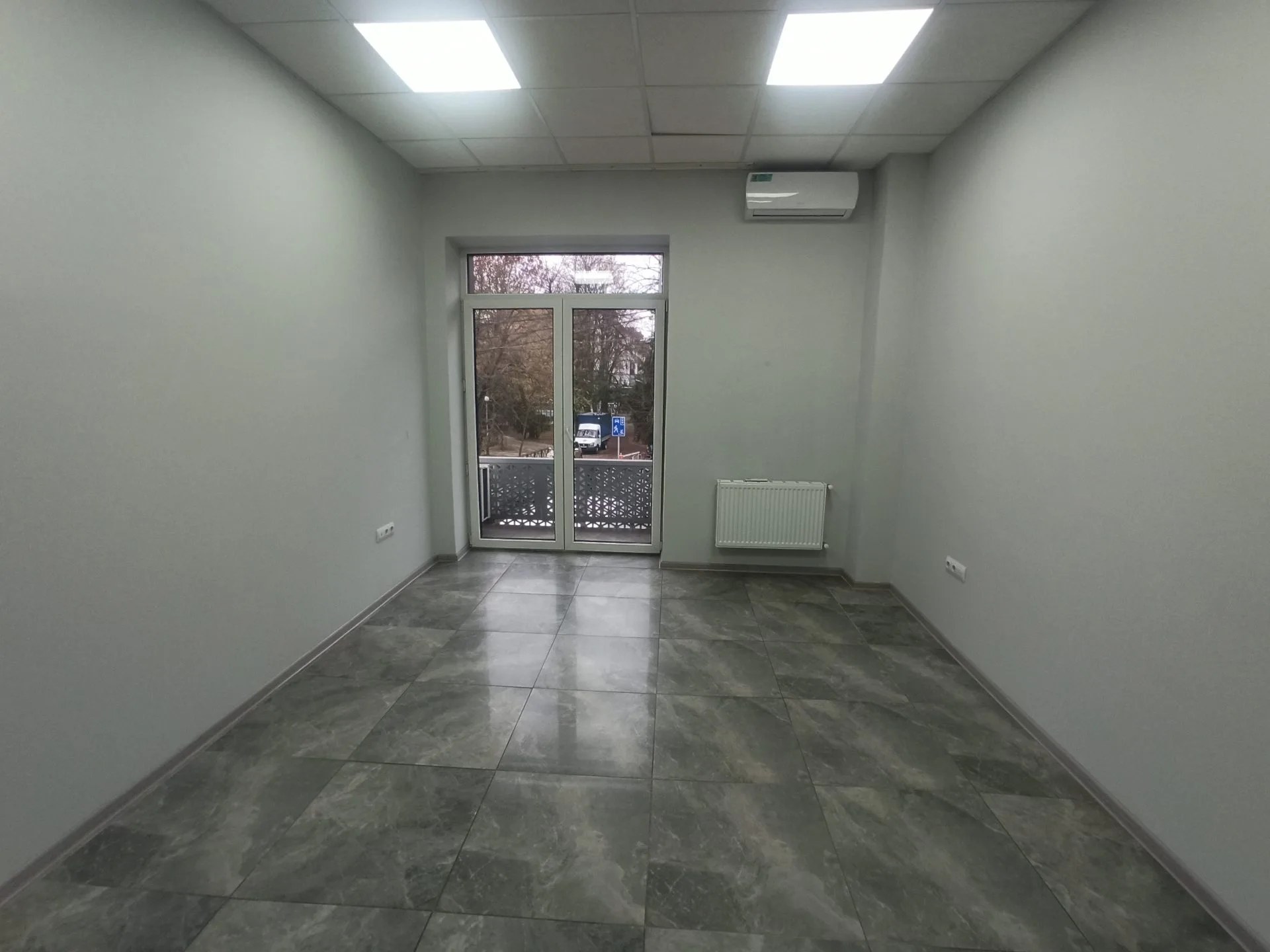 Продам помещение свободного назначения 16 м.кв.