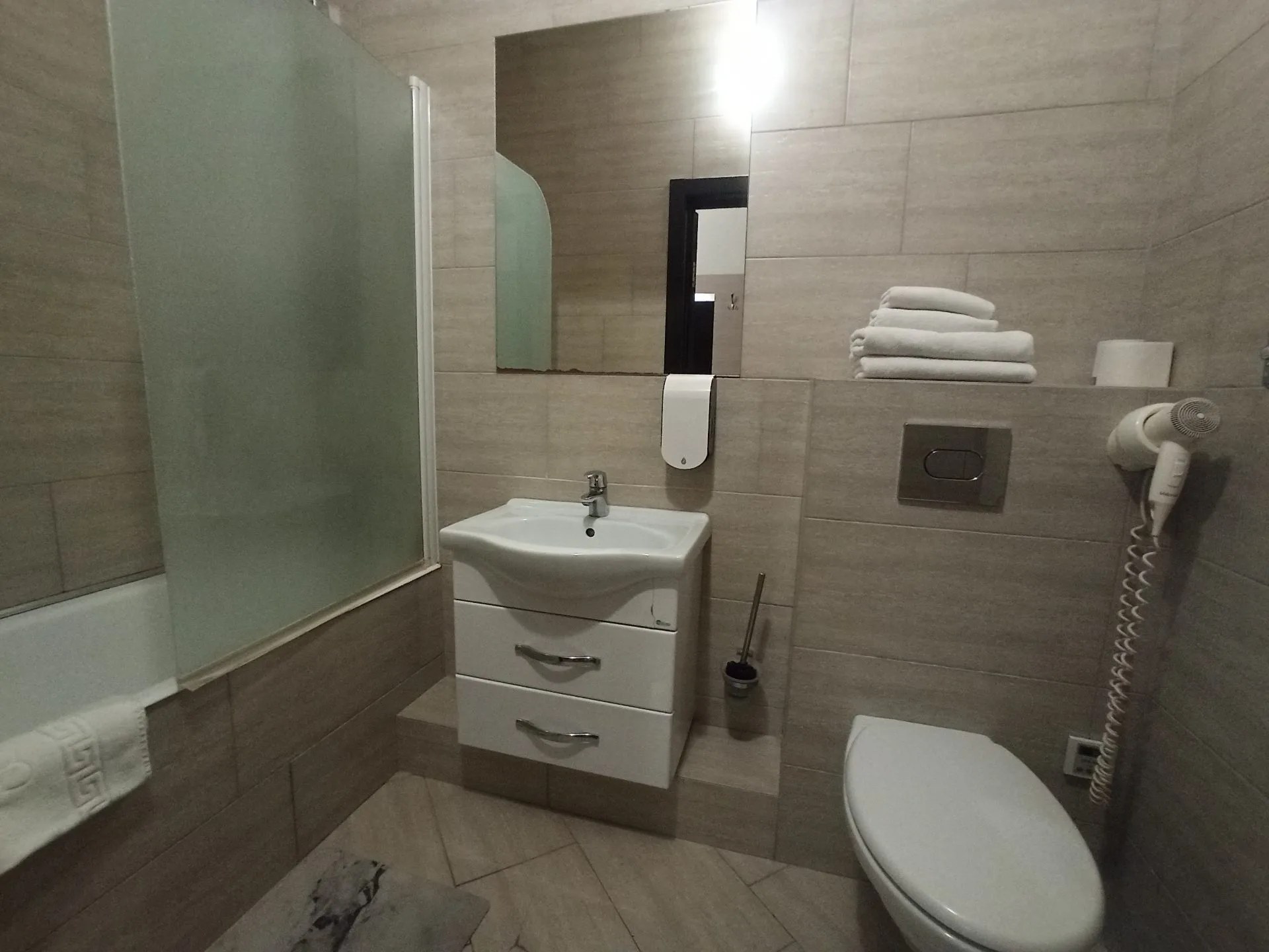 Продам помещение свободного назначения 850 м.кв.