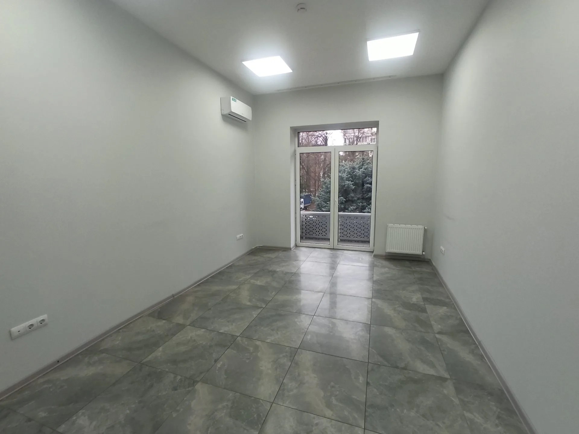 Продам помещение свободного назначения 16 м.кв.