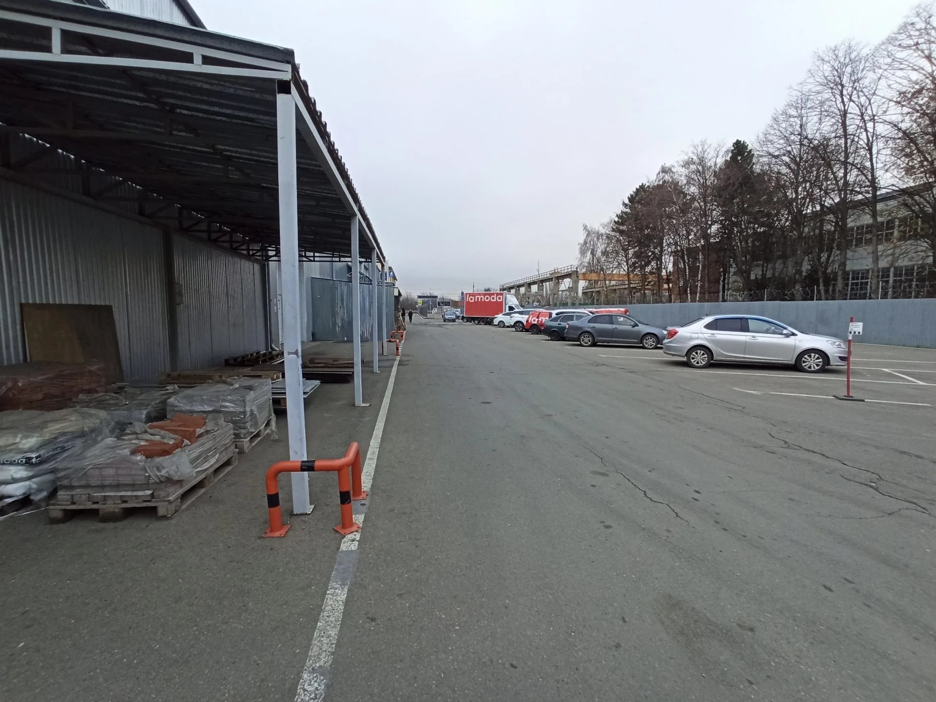 Сдам в аренду помещение свободного назначения 1000 м.кв.