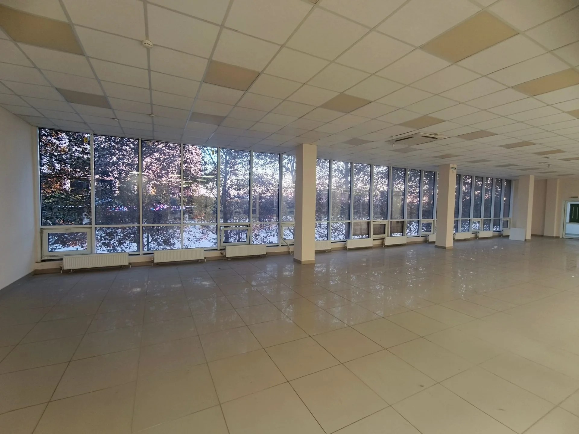 Сдам в аренду помещение свободного назначения 621 м.кв.