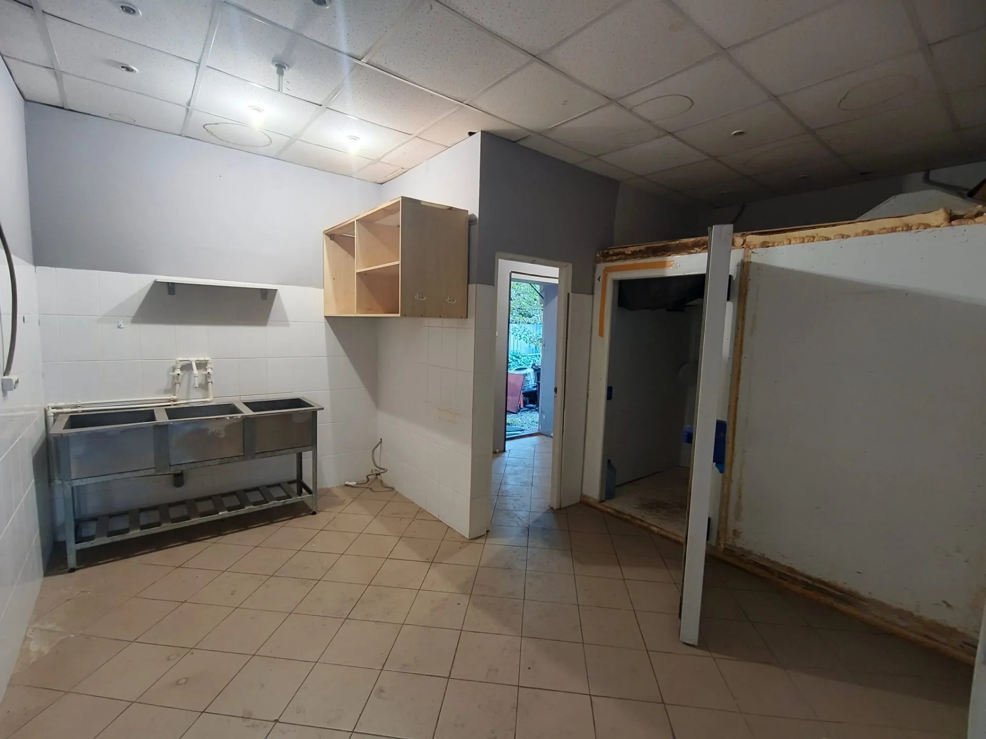 Сдам в аренду помещение свободного назначения 111 м.кв.