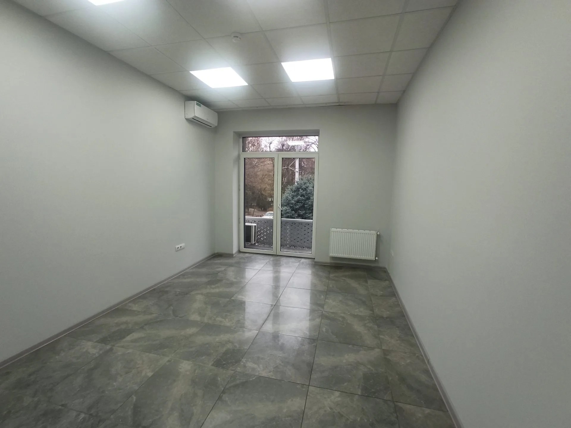 Продам помещение свободного назначения 16 м.кв.